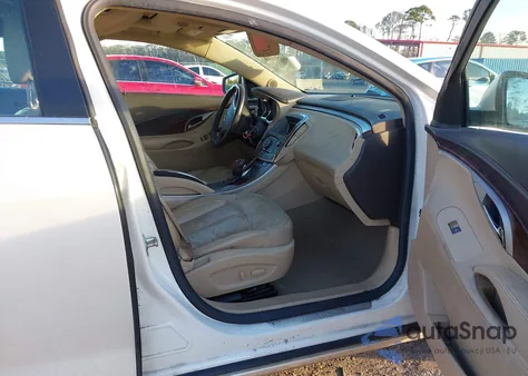 2010 Buick Lacrosse Cxl z USA, uszkodzony, nr VIN 1G4GC5EG0AF187596